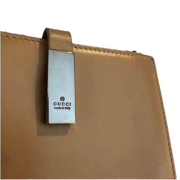 GUCCI leather wallet, beige with silver hardware. GUC with COA - Picture 2 of 13